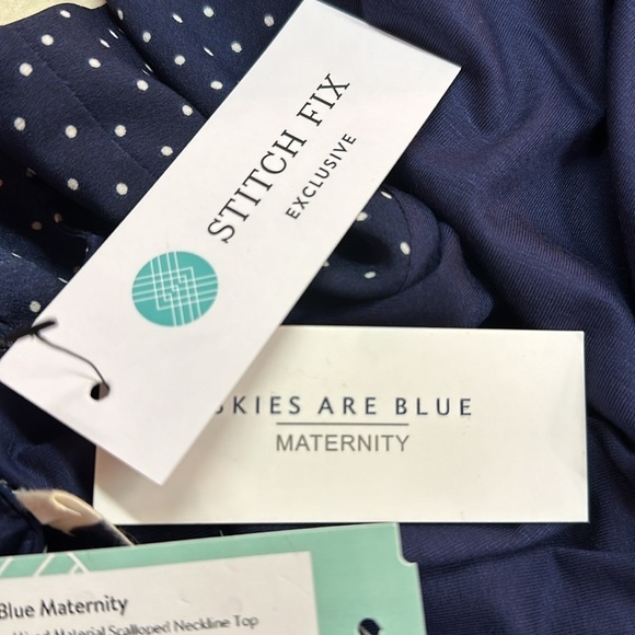 Skies are Blue Maternity Mixed Media Scalloped Neck Navy PolkaDot Top NWT XS - Picture 6 of 8
